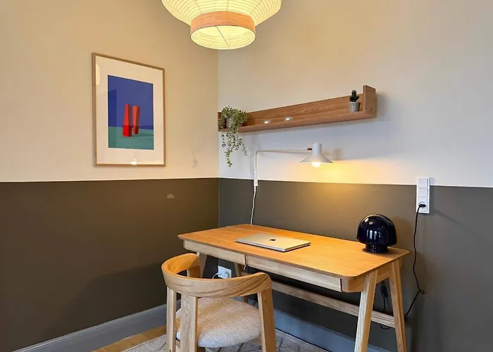 Daire Collection King S Garden